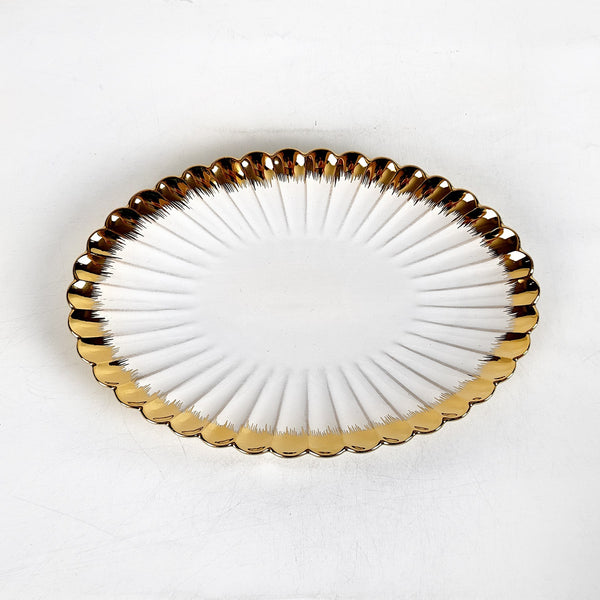 Oval Platter | Scalloped Gold Edge